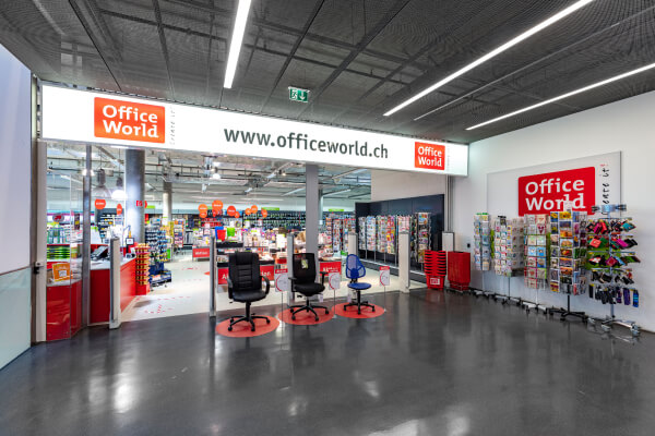 Office World Filiale Sursee Eingang